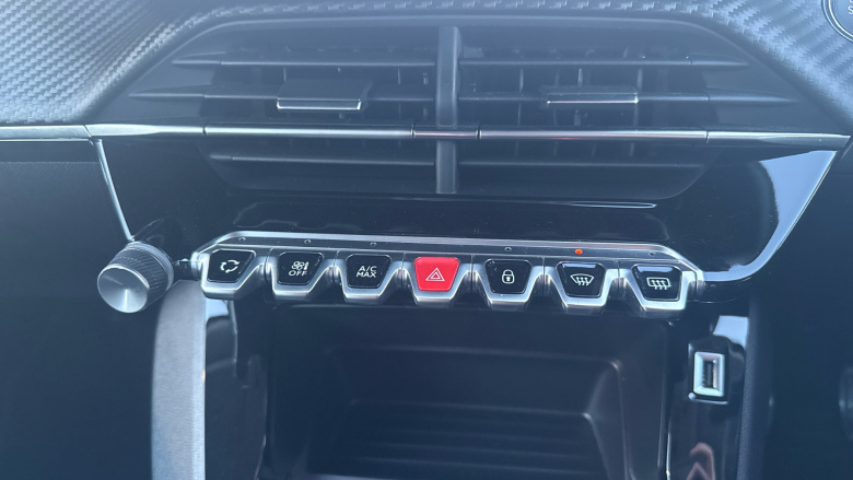 Peugeot 208 1.2 PureTech Active Premium + 5dr Petrol Hatchback